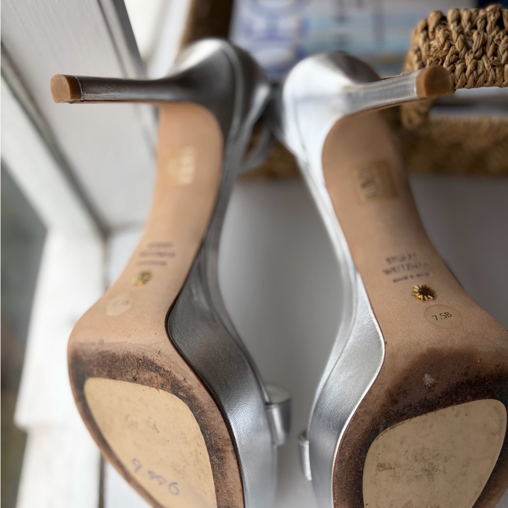 Stuart Weitzman Metallic Silver Platform Heels - Picture 10 of 12